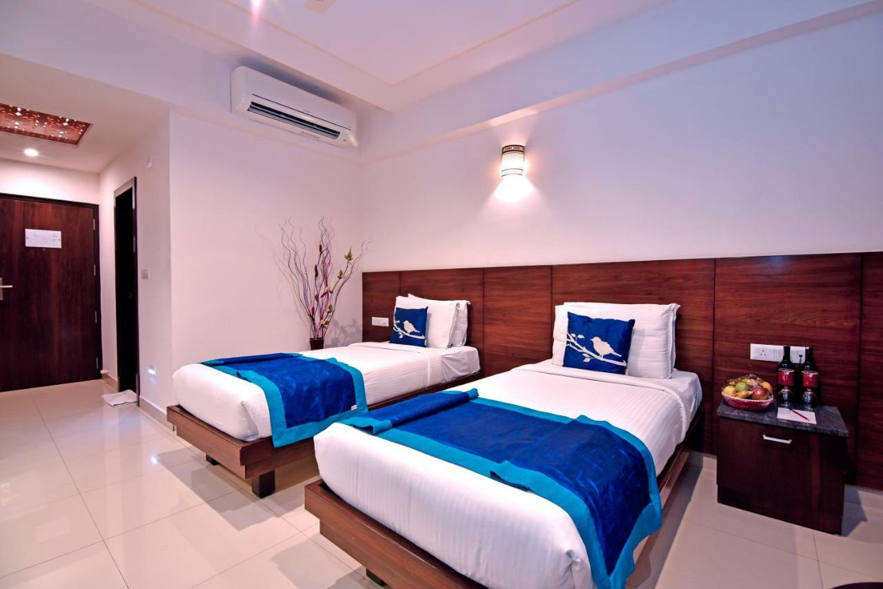 I V Sanctum Hotel Bangalore Exterior foto